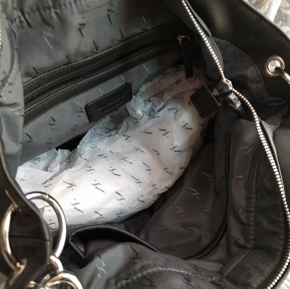 !!SOLD!! ~Brand New! Gorgeous Vera Wang Purse - Picture 4 of 8